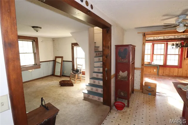 Living room — 8551 Maupin Road Grubville Missouri real estate