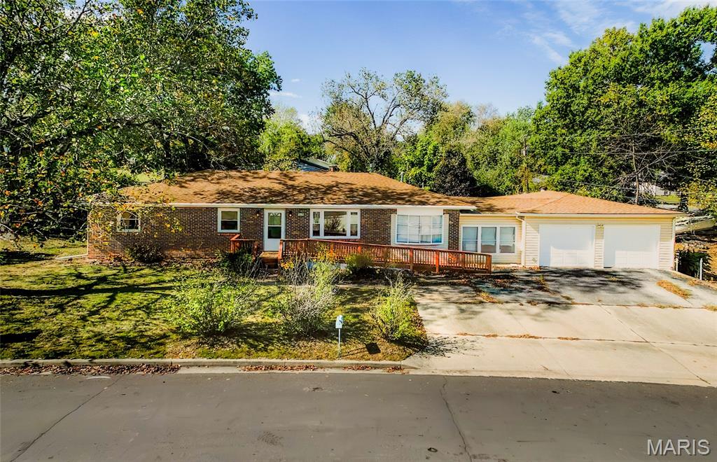 589 Basswood Drive Rolla Missouri 3 bedroom 2 bathroom home for sale listed at $234,900