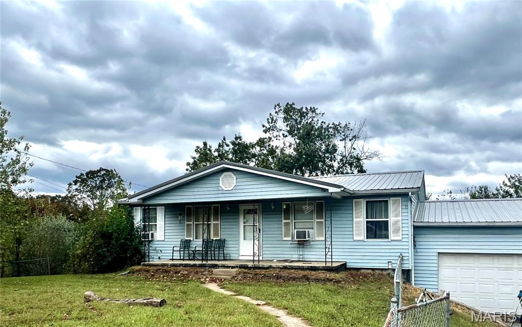 17155 S US Highway 63 Rolla Missouri 4 bedroom 2 bathroom home for sale listed at $775,000
