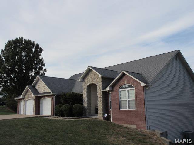 Kitchen — 125 Highland Woods Drive Waynesville Missouri real estate