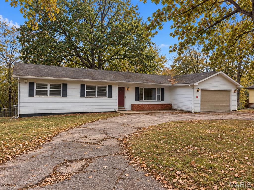 412 Sunset Drive Waynesville Missouri 3 bedroom 3 bathroom home for sale listed at $125,000