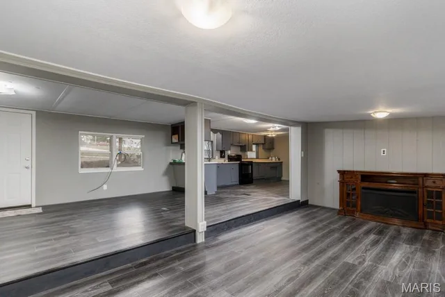Kitchen — 31000 Nodaway Drive Lebanon Missouri real estate