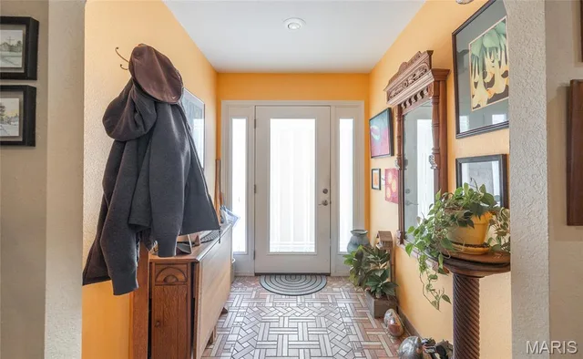 Primary bedroom — 98 Turkey Ridge Lane Steelville Missouri real estate