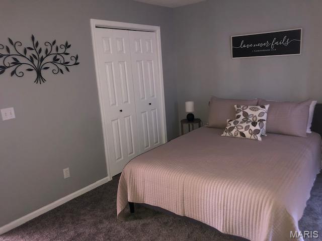 Primary bedroom — 151 Bosa Drive St Robert Missouri real estate