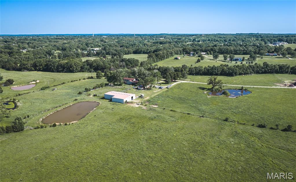 385 Woods Farm Road, Sullivan MO