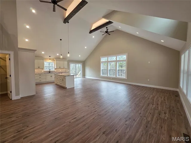 Living room — 854 County Road 4180 Salem Missouri real estate