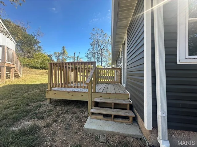 Front exterior — 28 Rolla Gardens Drive Rolla Missouri real estate