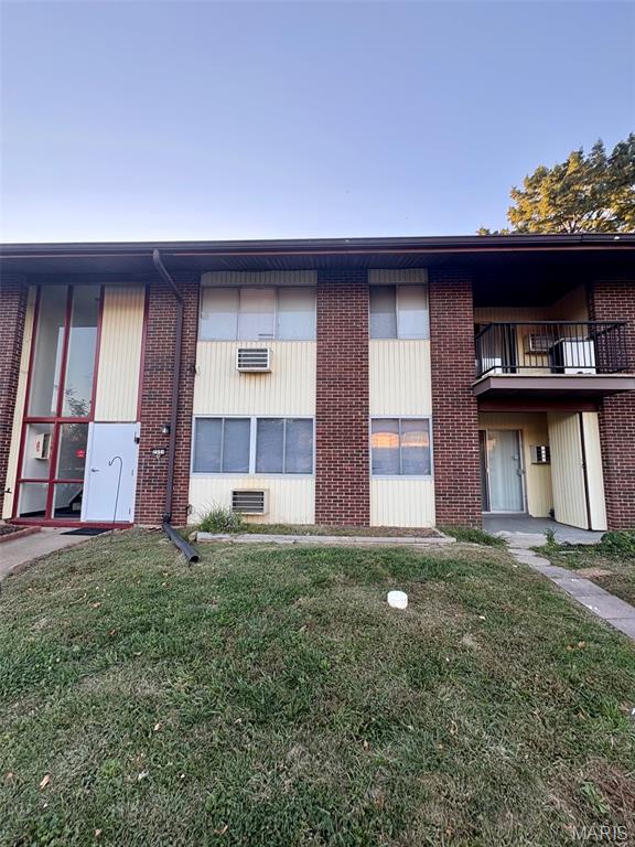 7551 Hazelcrest Drive, Hazelwood MO