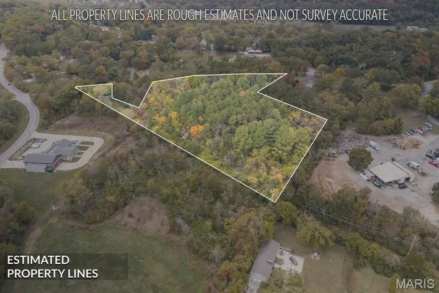 Primary bedroom — TBD Romaine Creek Road Fenton Missouri real estate