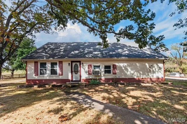 14123 Fleming Road, Lebanon MO
