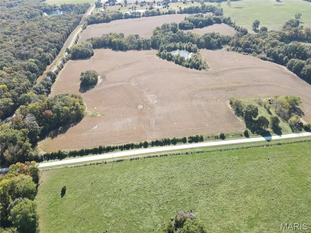 56 Marion County Road 208, Monroe City MO