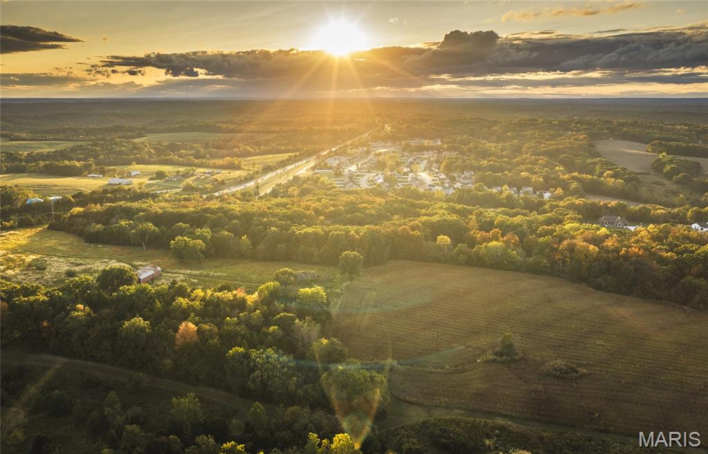9988 Zion Lutheran Church Road Hillsboro Missouri home for sale listed at $3,500,000