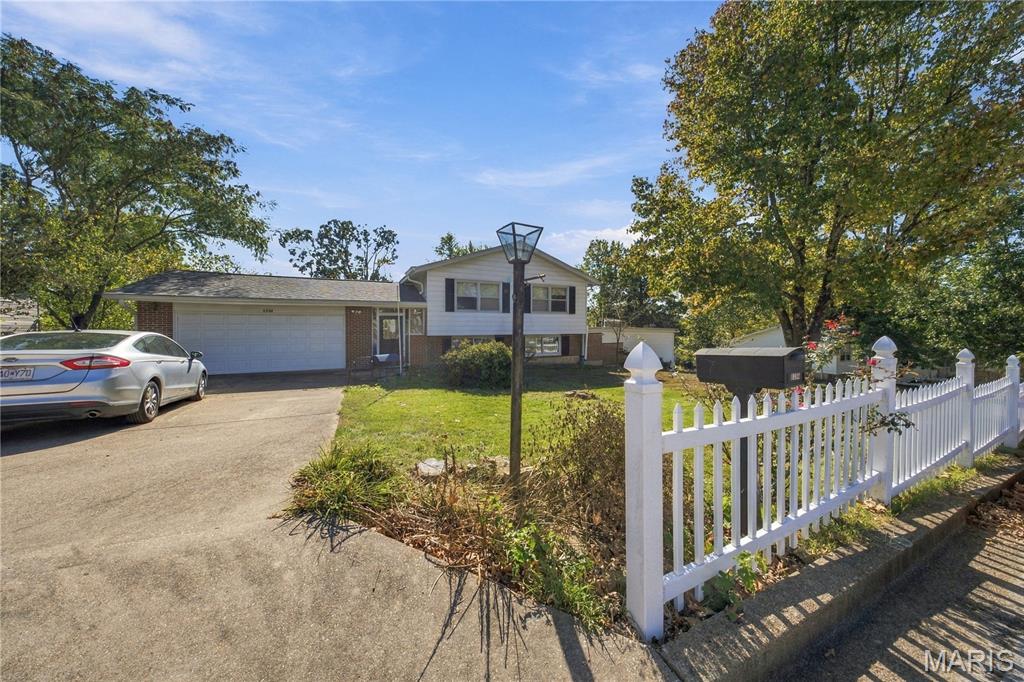 1314 Highland Drive Rolla Missouri 6 bedroom 3 bathroom home for sale listed at $259,900