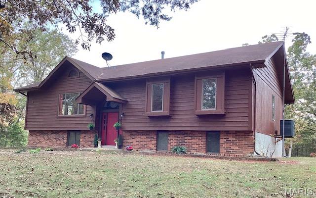 885 Shannon Hills Lane Robertsville Missouri 4 bedroom 3 bathroom home for sale listed at $565,500