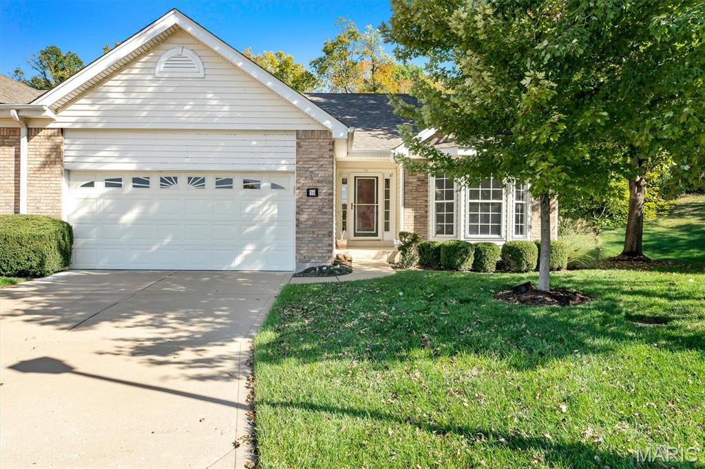 36 N Trumbull Circle St Charles Missouri 3 bedroom 3 bathroom home for sale listed at $320,000