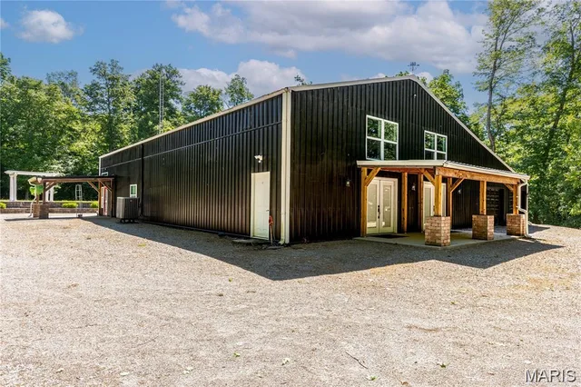 Front exterior — 1082 County Road 349 Jackson Missouri real estate