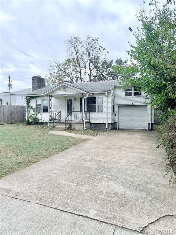 106 Cedar Crest Drive, Lebanon MO