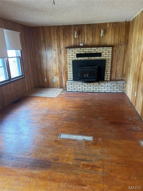 Kitchen — 106 Cedar Crest Drive Lebanon Missouri real estate