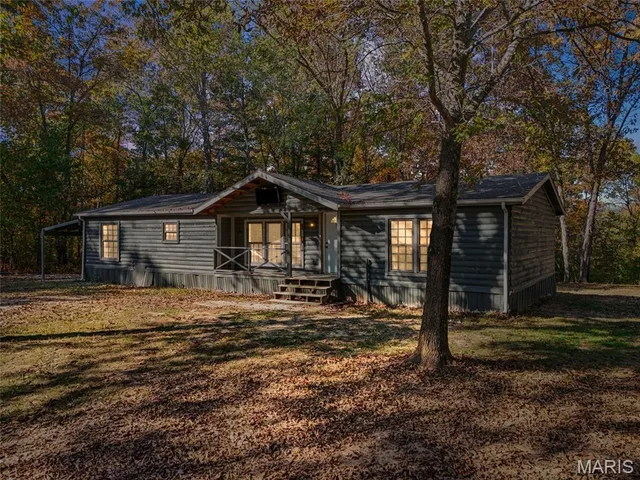 5715 Glade Chapel Road, Hillsboro MO