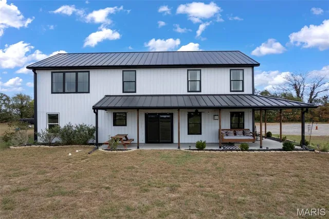 Front exterior — 821 County Highway 514 Sikeston Missouri real estate