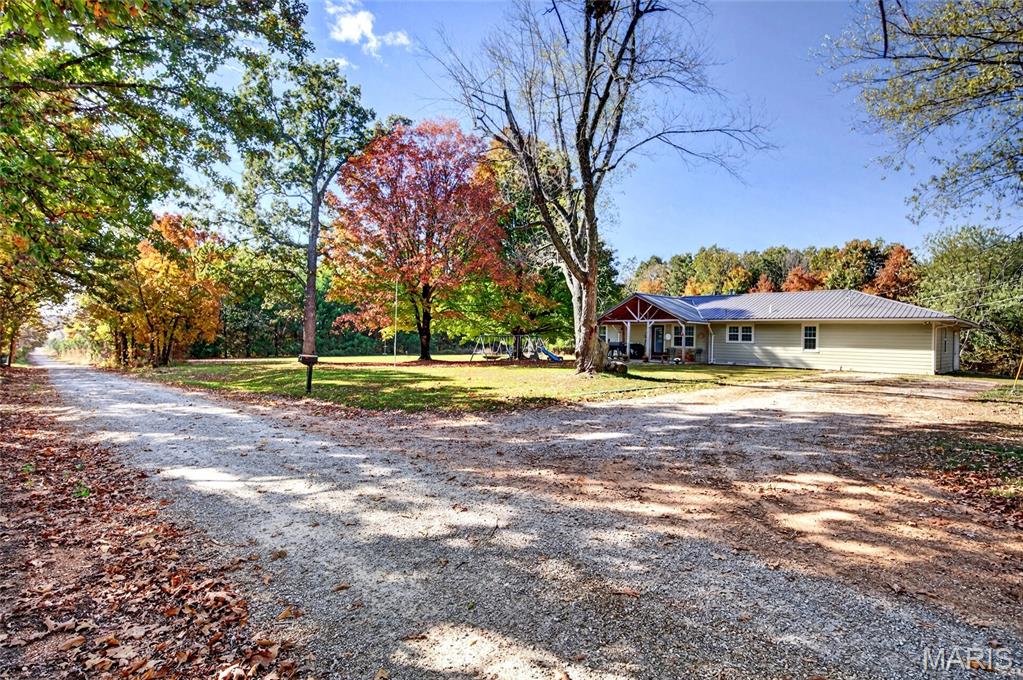 12367 Maple Drive Conway Missouri 4 bedroom 3 bathroom home for sale listed at $340,000