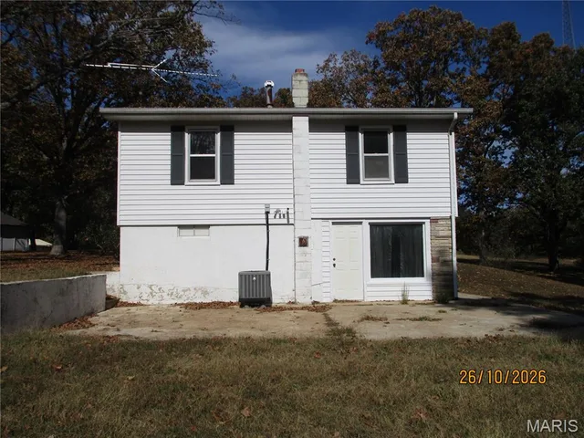 Front exterior — 75 Strothcamp Road Cuba Missouri real estate
