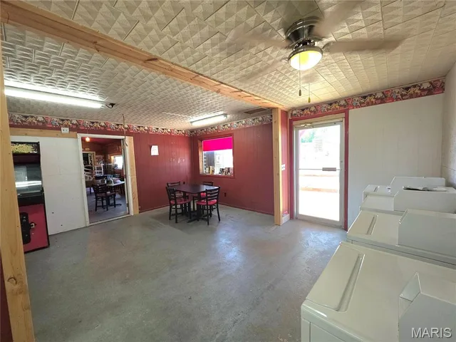 Kitchen — 150 N Hwy 137 Raymondville Missouri real estate