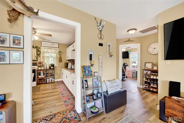 Primary bedroom — 227 Donnalee Avenue Lebanon Missouri real estate