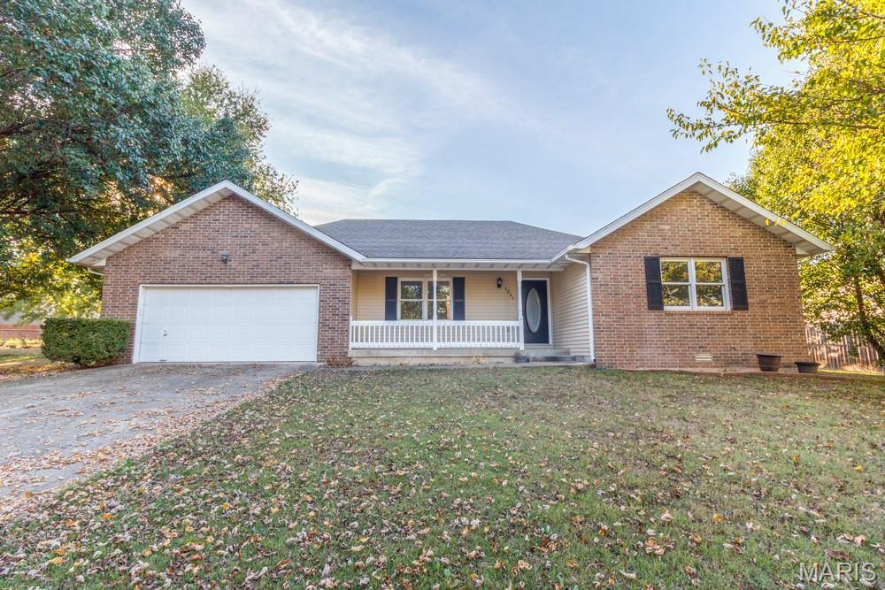 1341 WOODSPICE Trail Lebanon Missouri 3 bedroom 2 bathroom home for sale listed at $269,900