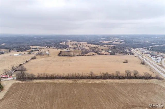 Primary bedroom — 67 Hwy Stormy Lane Bonne Terre Missouri real estate