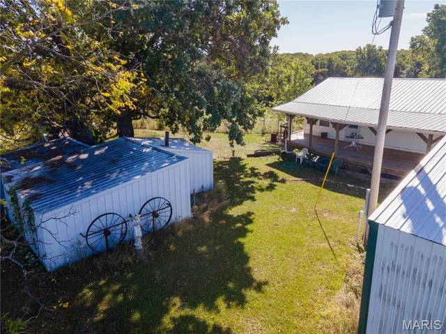 Primary bedroom — 27234 Highway Z Canton Missouri real estate