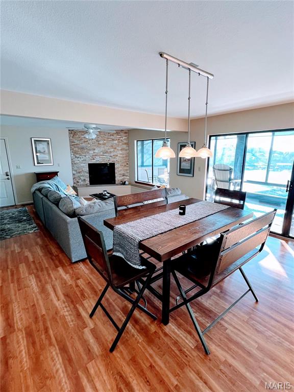 Primary bedroom — 31 Falls Drive Lake Ozark Missouri real estate